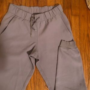 Lululemon joggers